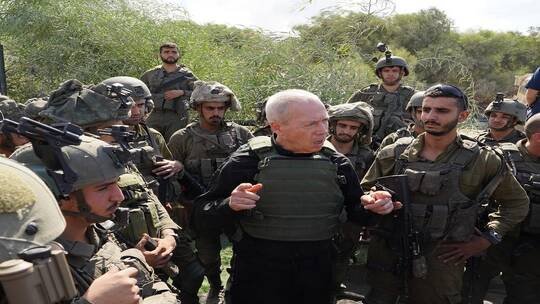 وزير الدفاع الإسرائيلي يرد على البيت الأبيض: لن نوقف إطلاق النار