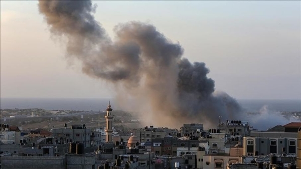 مجازر صباحية وسط قطاع غزة تخلف عشرات الشهداء والجرحى