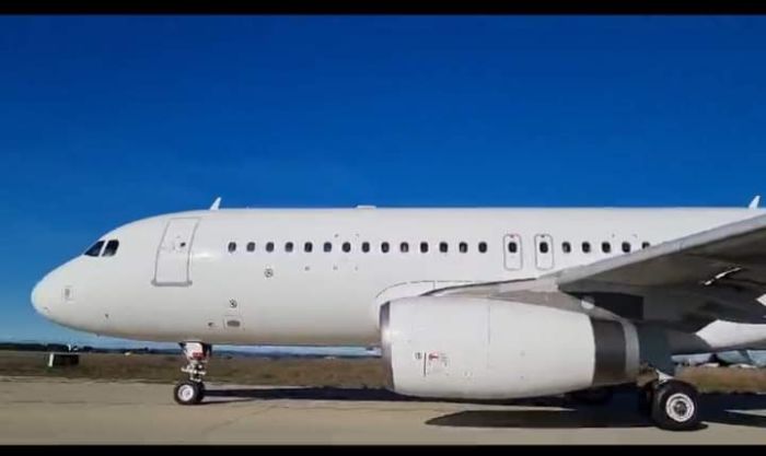 الخطوط الجوية اليمنية تعلن إضافة طائرة سابعة إلى أسطولها 