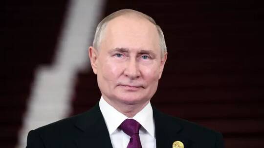 بوتين يتوعد بقمع أي تدخلات خارجية وداخلية في الانتخابات الروسية