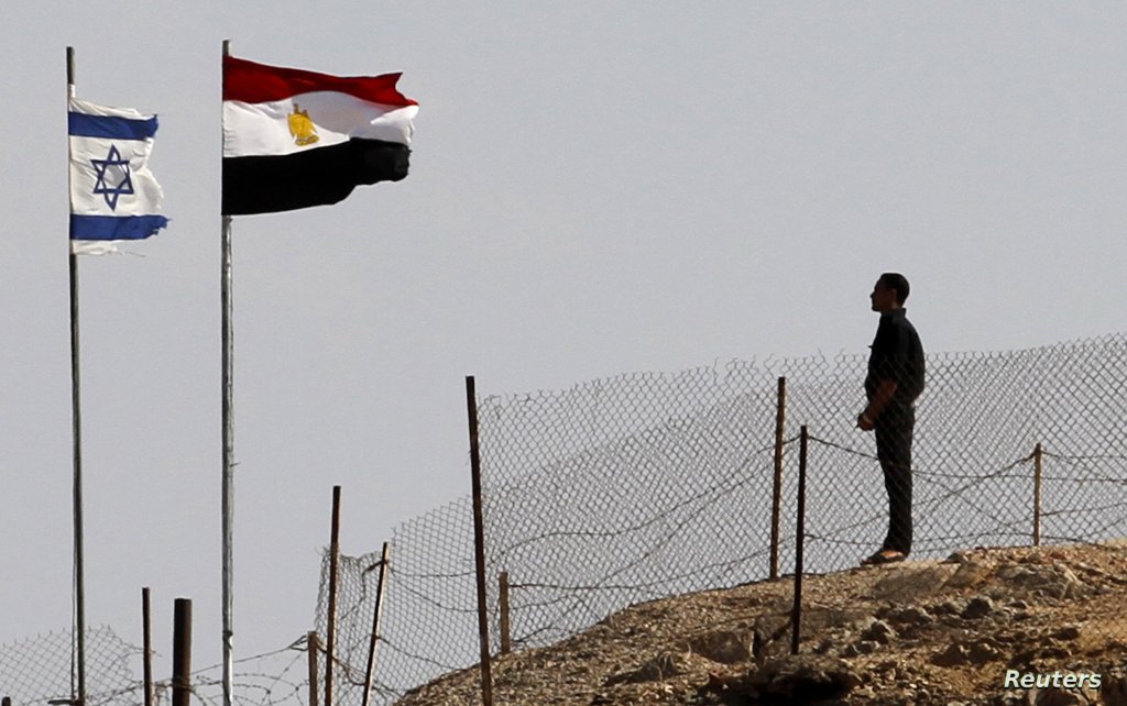 الجيش الإسرائيلي يعترف بقصف موقع مصري